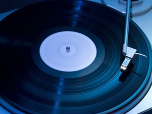ALBUM REVIEWS