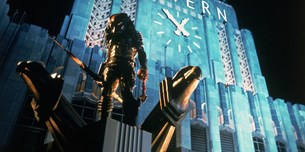 This is dread man. Truly dread: 30 χρόνια Predator 2