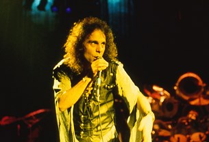 Ένα album αφιερωμένο στον Ronnie James Dio!