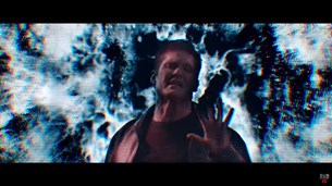 Ο David Hasselhoff κάνει το πιο. . . cringe heavy metal ντεμπούτο ever