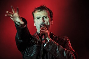 Αδειασε και ο Hansi τον Schaffer