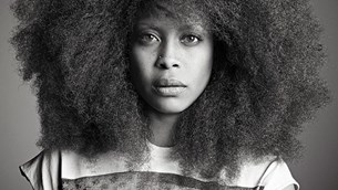 Πως η Erykah Badu άλλαξε τη μουσική