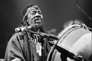 Έφυγε από τη ζωή ο θρύλος της reggae Bunny Wailer