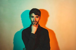 GIZMO VARILLAS - A LA VIDA 