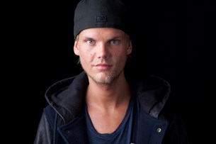 Έτοιμη η βιογραφία του Avicii