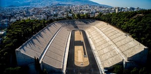 Το Καλλιμάρμαρο. . . τραγουδάει για τους πυρόπληκτους