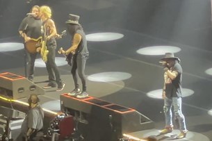 Guns N΄ Roses και Wolfgang Van Halen μαζί στη σκηνή!