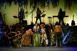 Hair Musical - Ανταπόκριση από την πρόβα τζενεράλε