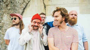 Car Crash ονομάζεται το νέο single των Idles