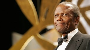 Πέθανε ο θρυλικός Sidney Poitier