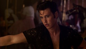 Ο Baz Luhrmann παρουσιάζει τη ζωή του Presley στο Elvis