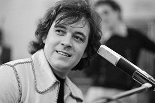 Πέθανε ο Gary Brooker, η φωνή του A Whiter Shade of Pale