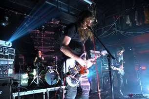 A Place To Bury Strangers, Plattenbau, Hau @Temple, 19/03/2022
