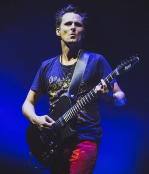 Τι ετοιμάζει ο Matt Bellamy; (video)