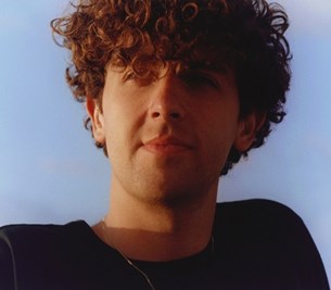Νέο video για τον Jamie xx