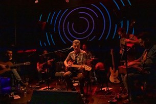 Φώτης Σιώτας 12/05/2022 @six d.o.g.s