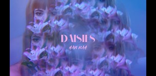 ΗAN NAH - Daisies
