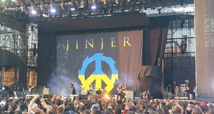 Release Athens 2022: Μήνυμα ειρήνης στην Ουκρανία από τους Jinjer