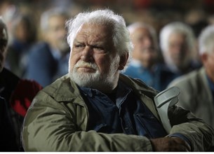 Έφυγε από τη ζωή ο Κώστας Καζάκος