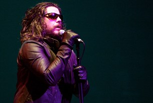 O Ian Astbury μιλάει για τον νέο δίσκο των Cult, Under the Midnight Sun