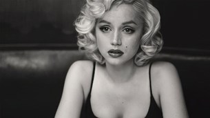 Blonde | Κριτική