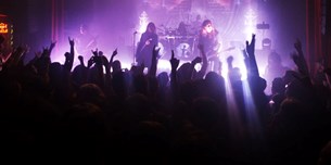 Δεν πέφτει «καρφίτσα» στο Fuzz χάρη σε Hypocrisy και Septicflesh!