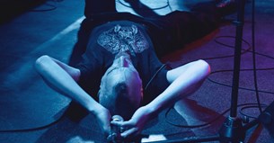 10 στιγμές από τους Savage Republic και Coyotes Arrow στο An Club | Photostory