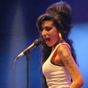 Στα σκαριά ταινία για την Amy Winehouse