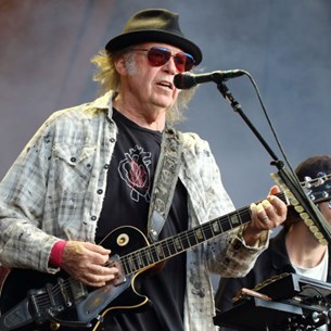 Neil Young - Vacancy