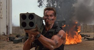 Commando-λίγο καμουφλάζ, λίγο μπαζούκα και το μαχαίρι μου