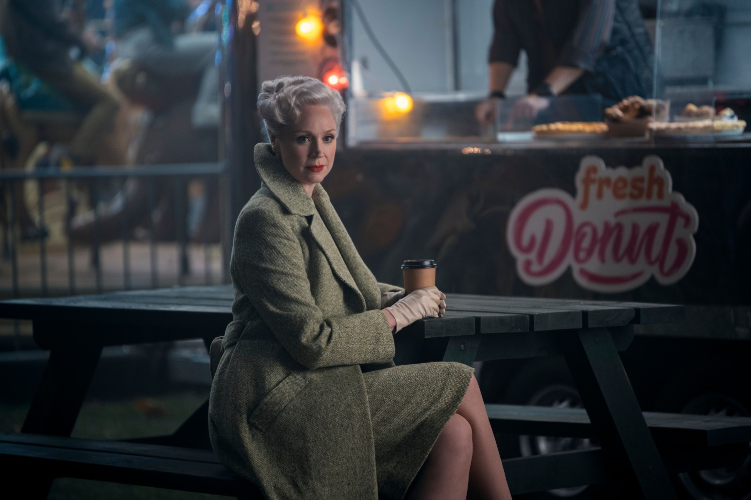 Η Gwendoline Christie υποδύεται τη διευθύντρια του Nevermore στη σειρά Wednesday του Netflix
