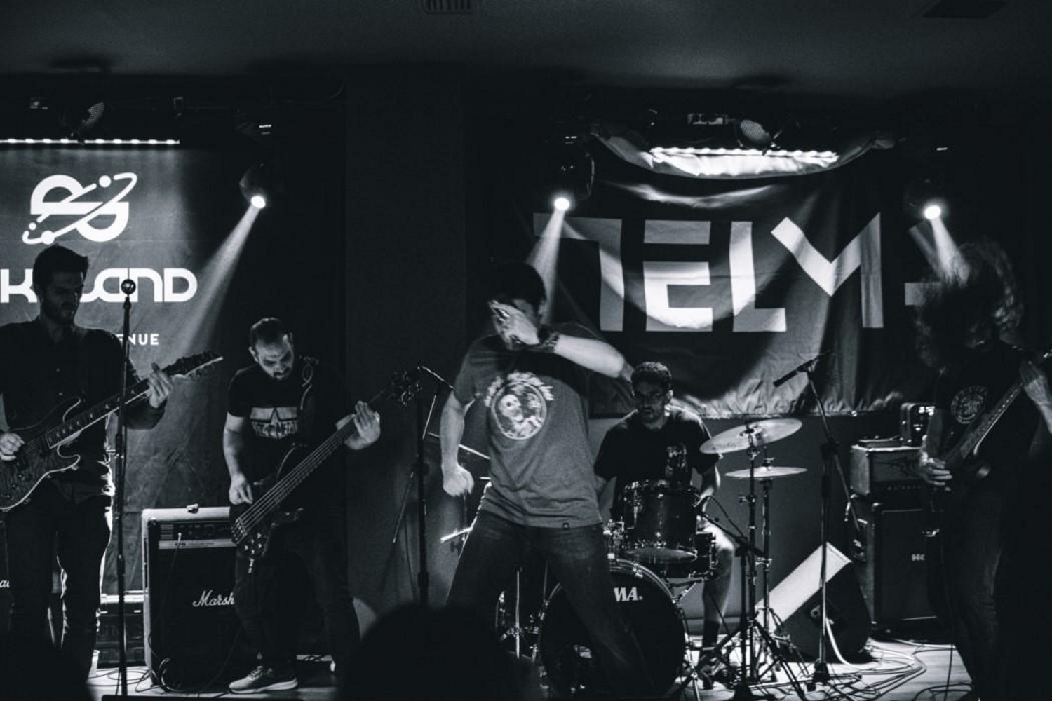Οι Telma επί σκηνής. Η groove metal μπάντα κυκλοφόρησε το Eternal, ντεμπούτο album της